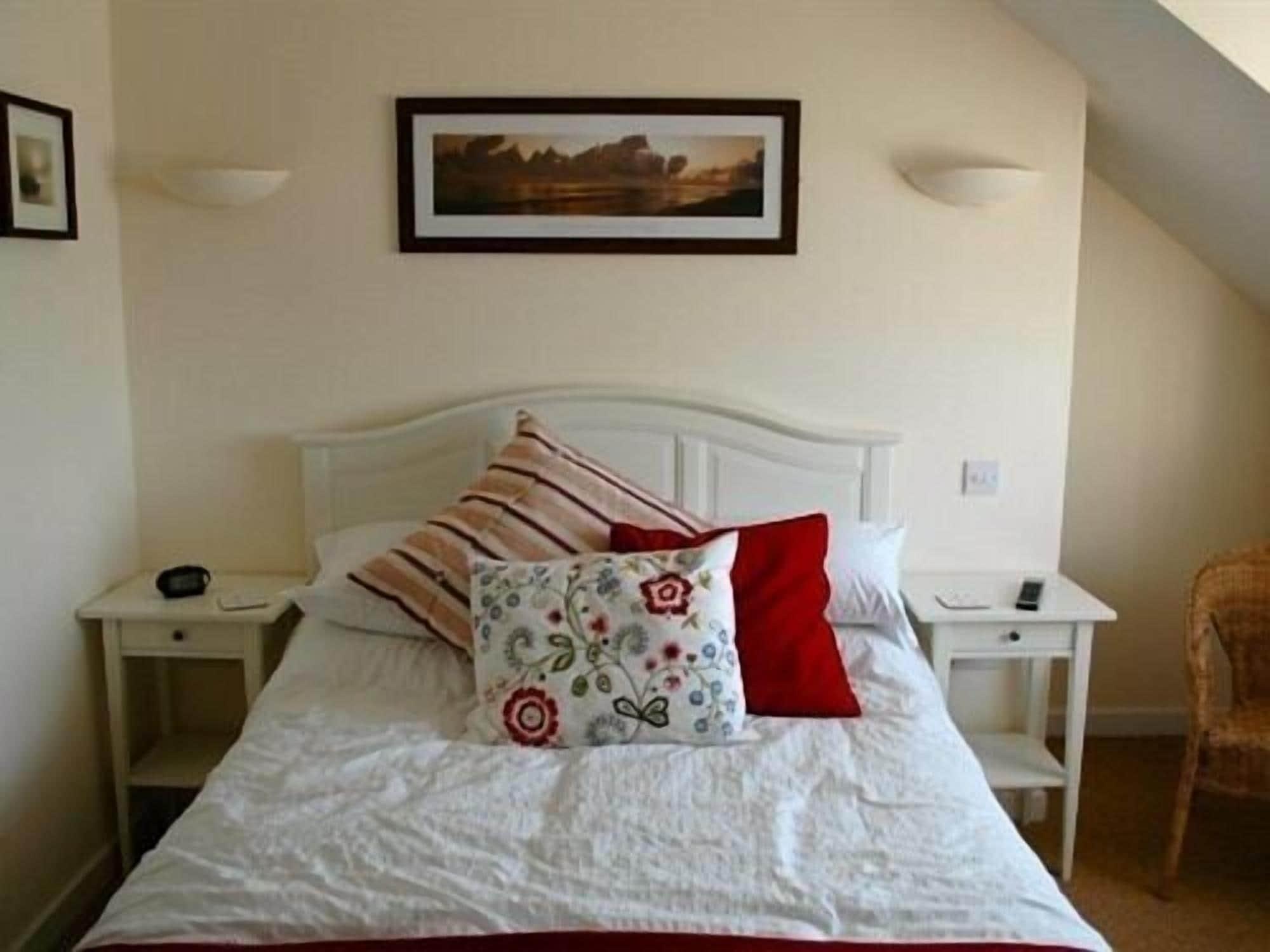 The Foxham Hotel Chippenham Kültér fotó