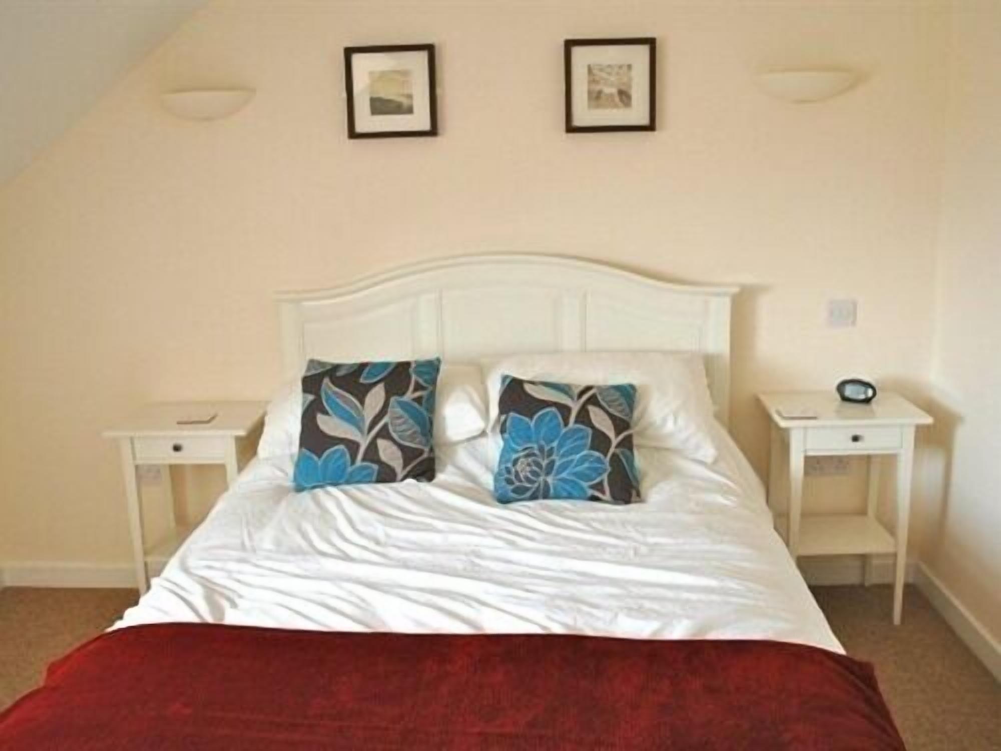The Foxham Hotel Chippenham Kültér fotó